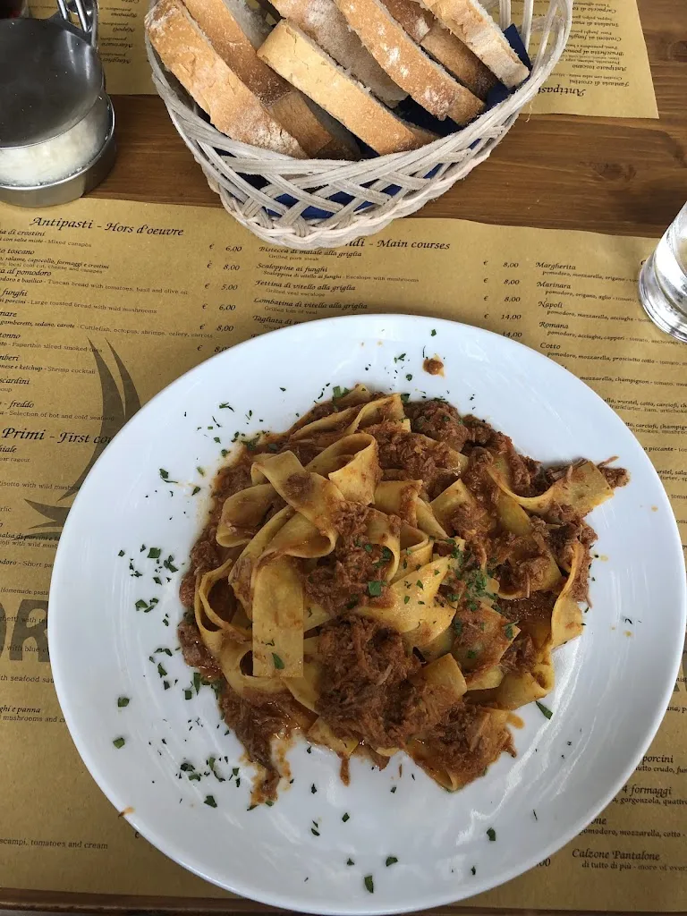 P J_Ristorante Pizzeria La Barca_Castelnuovo Berardenga_review