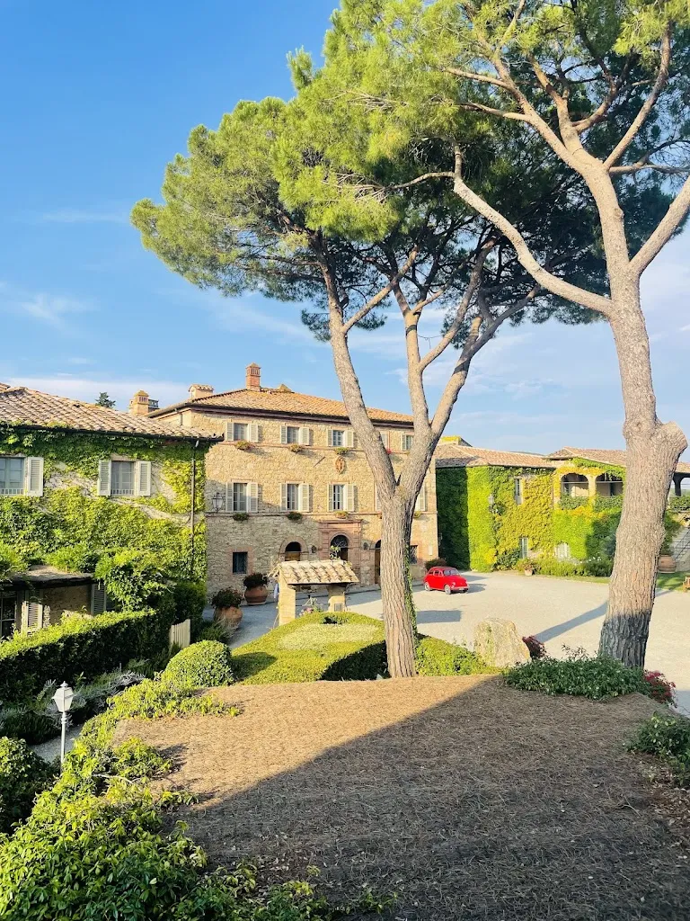 Sidney Sommer_Borgo San Felice Resort Relais & Chateaux_Castelnuovo Berardenga_review