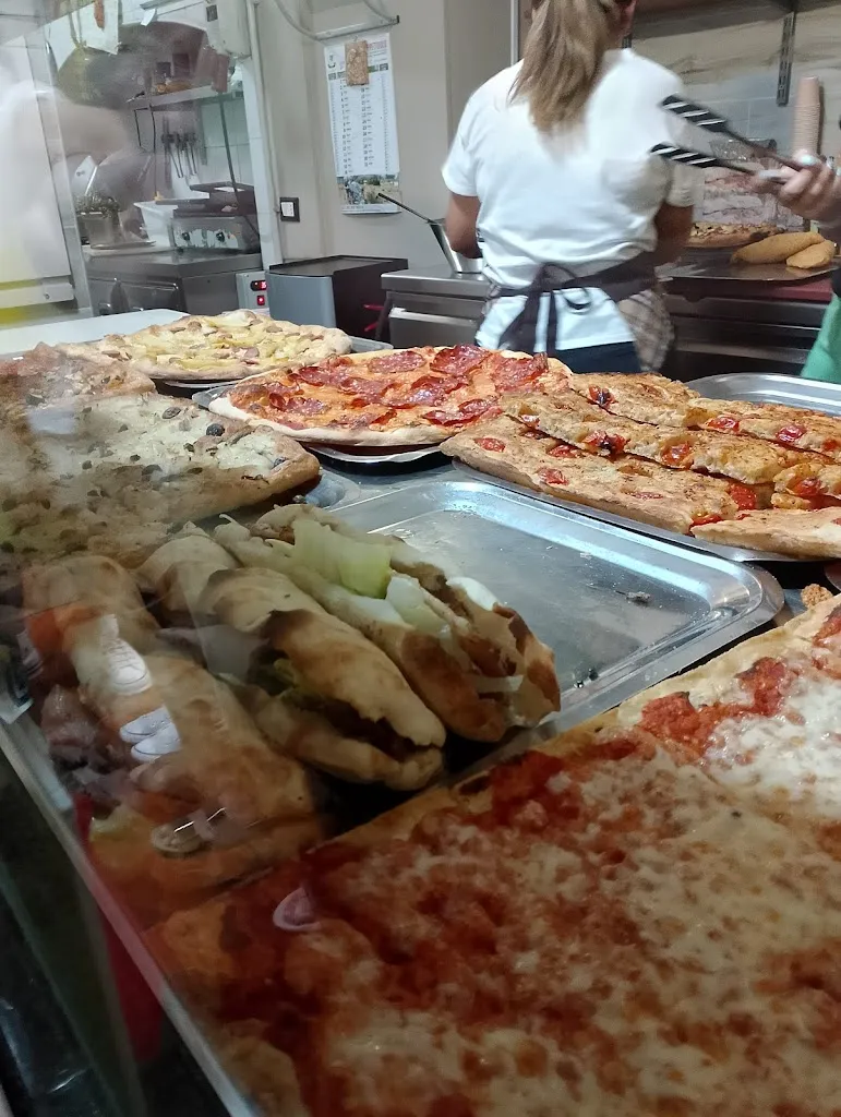 Pizza & Sfizi_Mattinata_slider_image_3