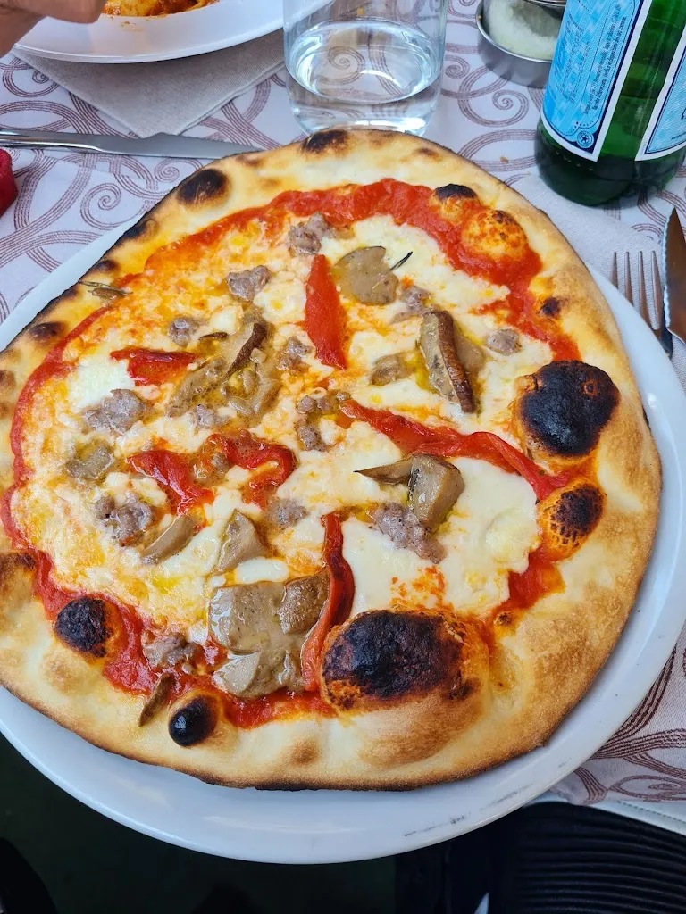 Ristorante Pizzeria Il Gallo Nero_Castiglion Fiorentino_slider_image_3