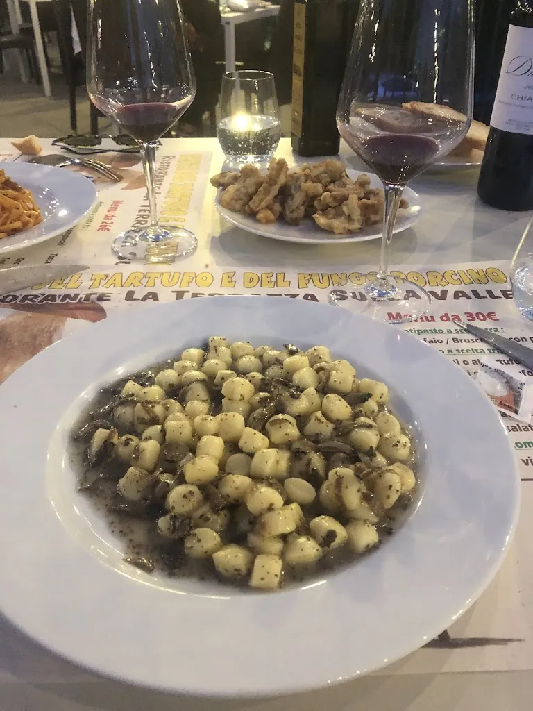 Allie Zeti_La Terrazza Sulla Valle Stephen_Castiglion Fiorentino_review