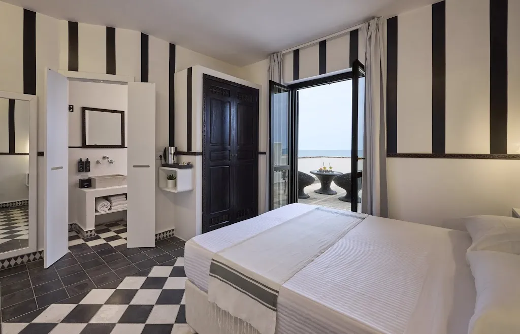 The House and the Sea_Mattinata_slider_image_3