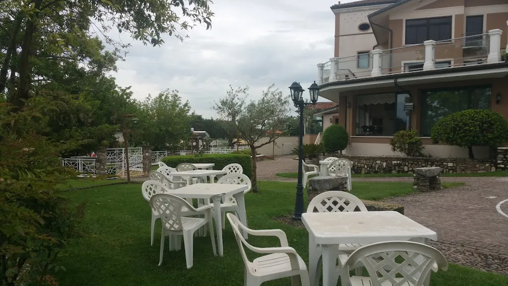 LA CAVALLINA CERIMONIE con RISTORANTE LA PIAZZETTA_Cavallina_slider_image_1