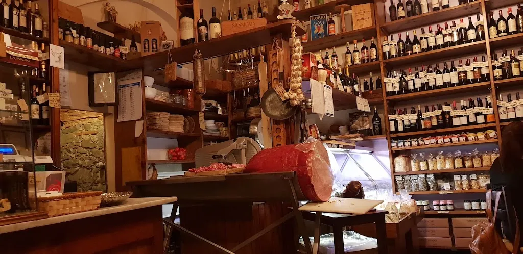 Monique Rebeiro_Il Vecchio Mulino_Castelnuovo di Garfagnana_review