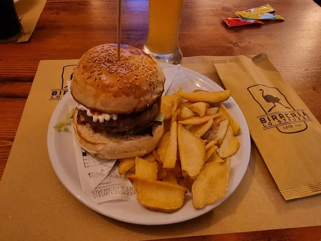 Birreria Lo Struzzo_Castelnuovo di Garfagnana_slider_image_3