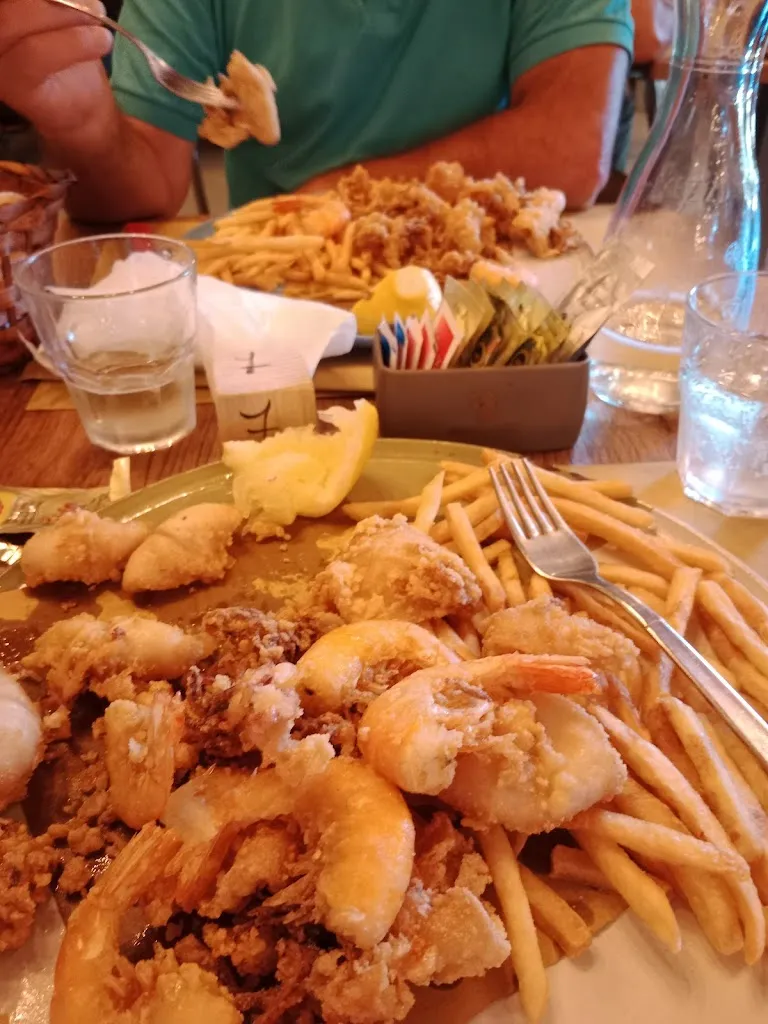 Veronica Fiori_Fabric Ristobar_Castelnuovo di Garfagnana_review