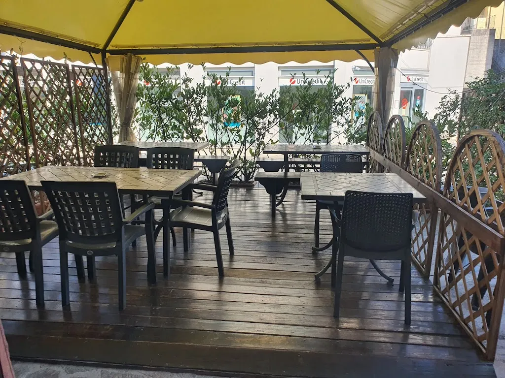 Attività chiusa per cessata Attività restaurant in Castelnuovo di Garfagnana