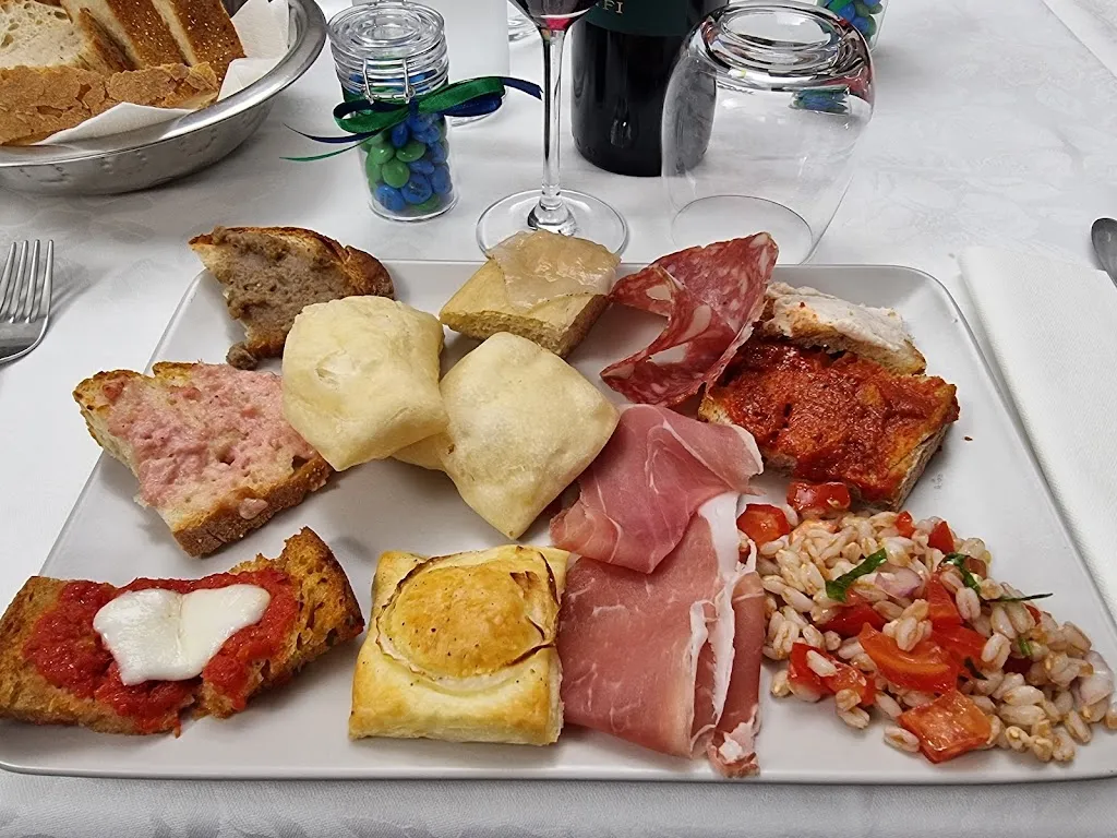 Da Lorietta_Castelnuovo di Garfagnana_slider_image_3