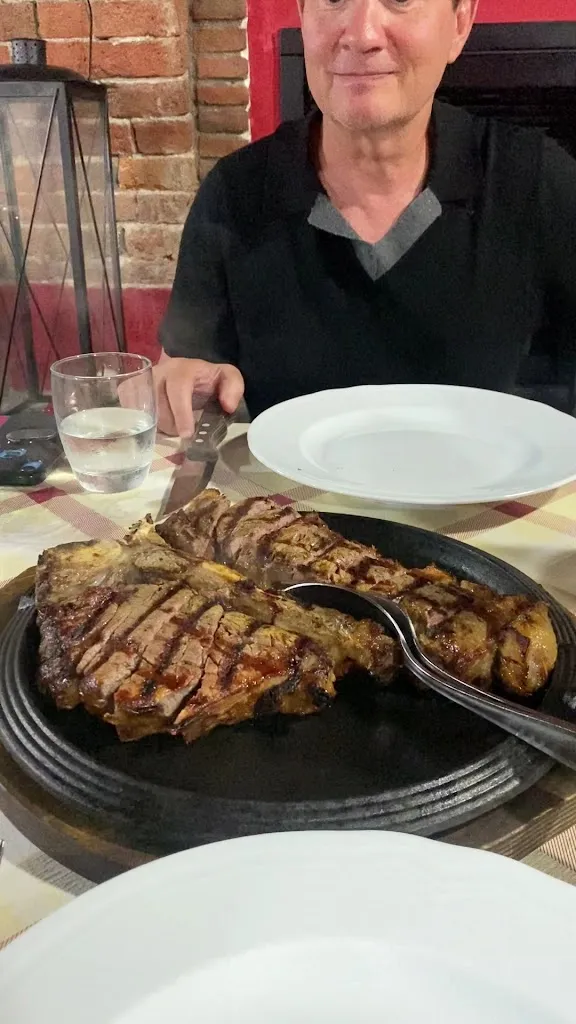 Meredith McCarter_Osteria al Ritrovo del Platano_Castelnuovo di Garfagnana_review