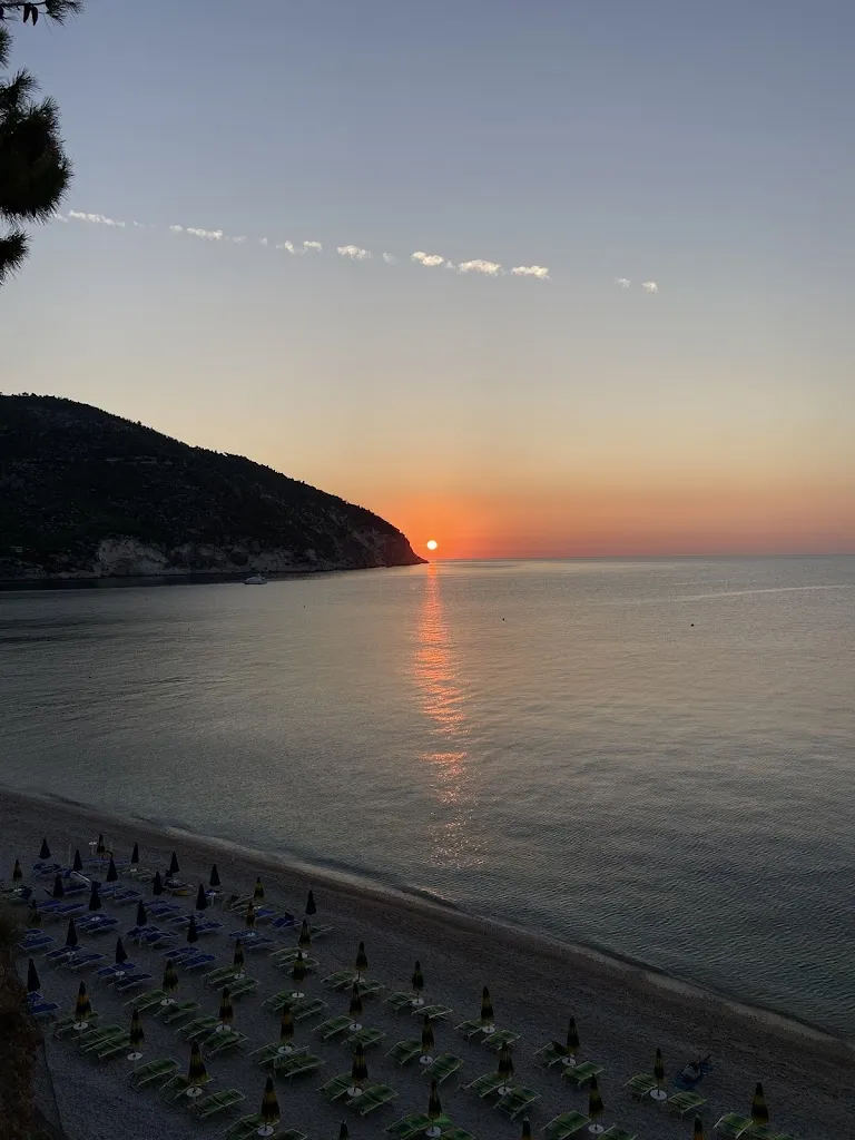 Dayron Ramos_Le Lenze Glamping_Mattinata_review