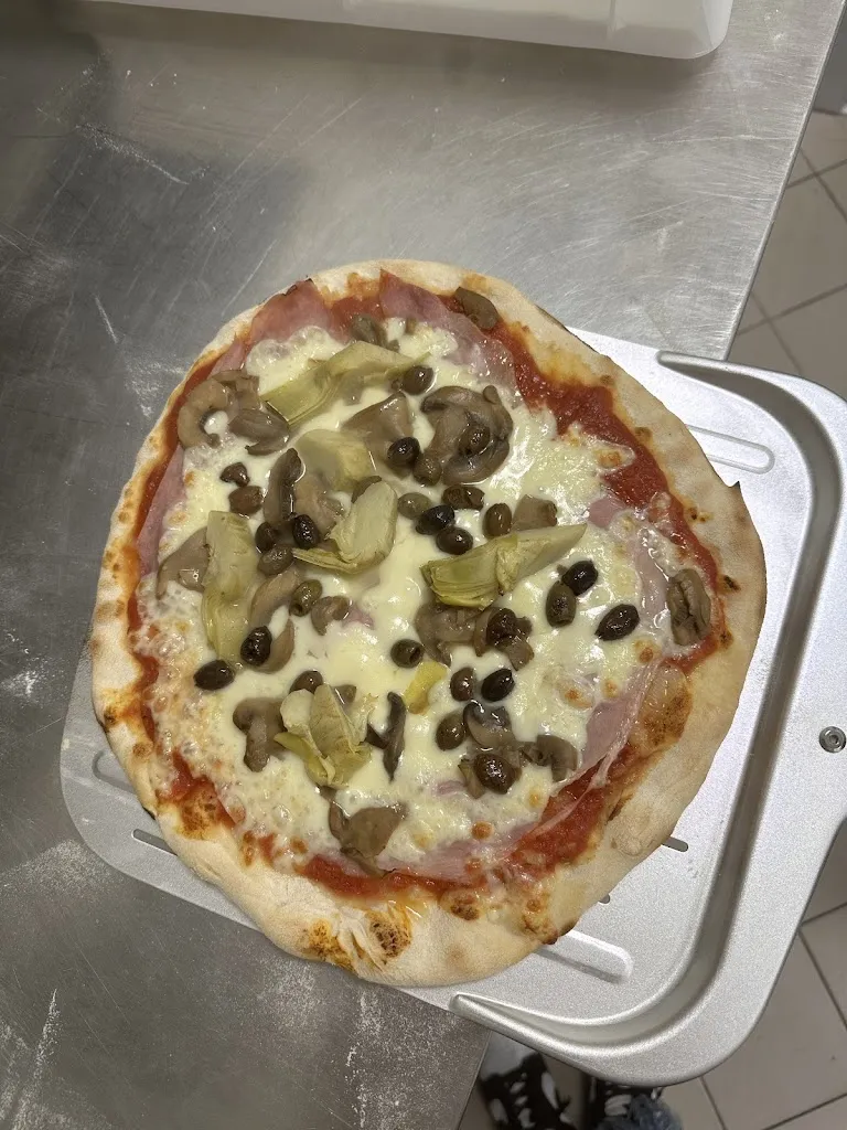 La fermata_Castelnuovo di Garfagnana_slider_image_1