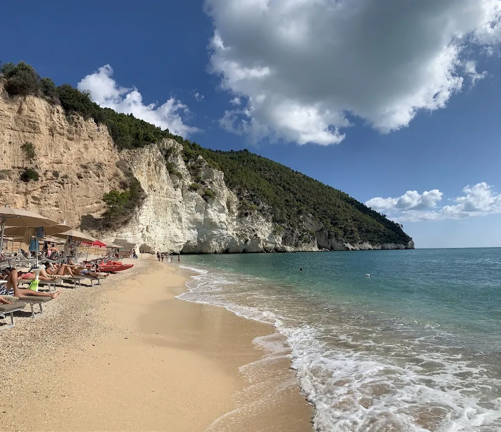 Spiaggia dei Faraglioni_Mattinata_slider_image_3