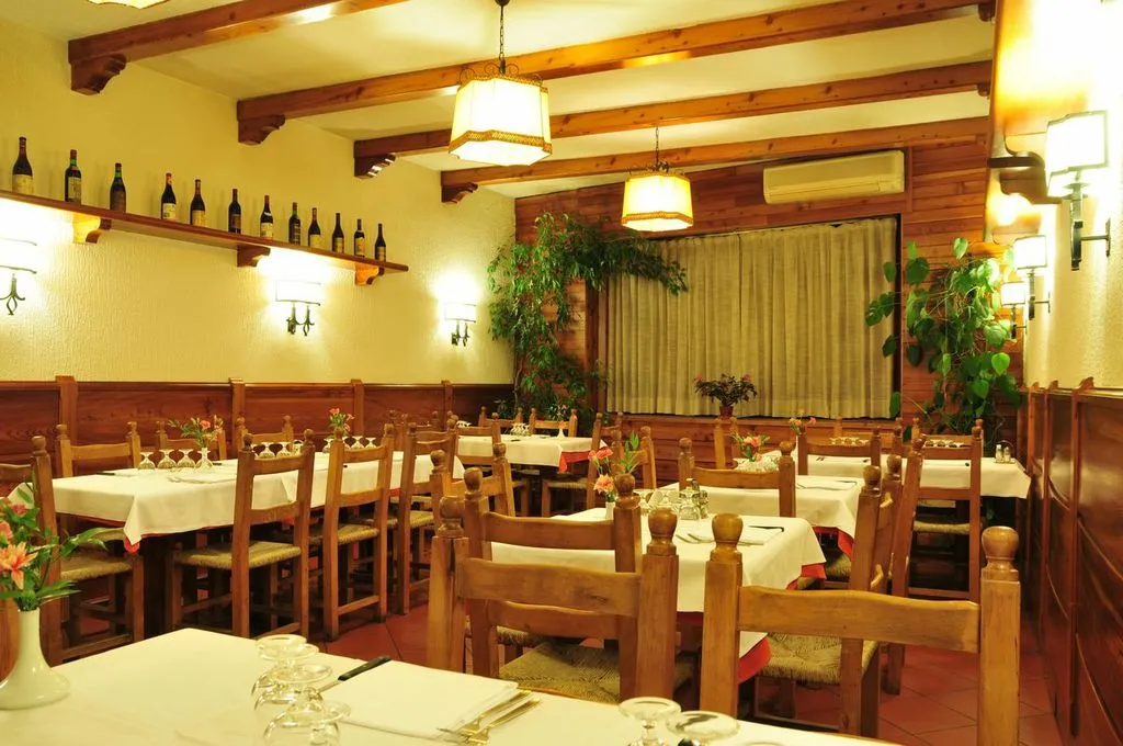 RISTORANTE ELISEO Bed & Breakfast restaurant in Castelnuovo di Garfagnana