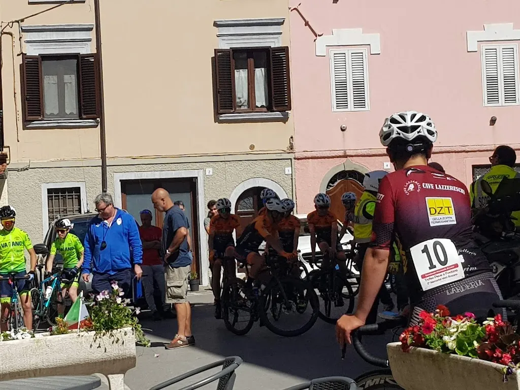 Pizzeria Il Ventaglio Di Toni Maria E C. S.N.C._Castelnuovo di Garfagnana_slider_image_3