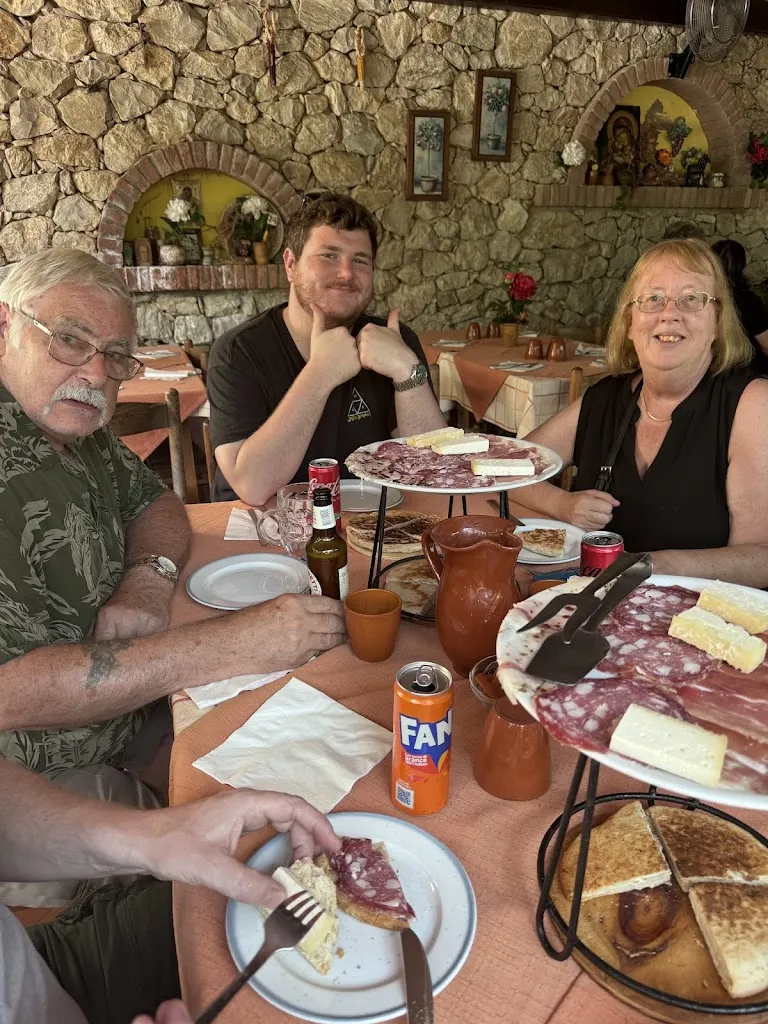 Karen Lambert_Ristorante @ Agriturismo Antica Trattoria dell'Eremita_Castelnuovo di Garfagnana_review