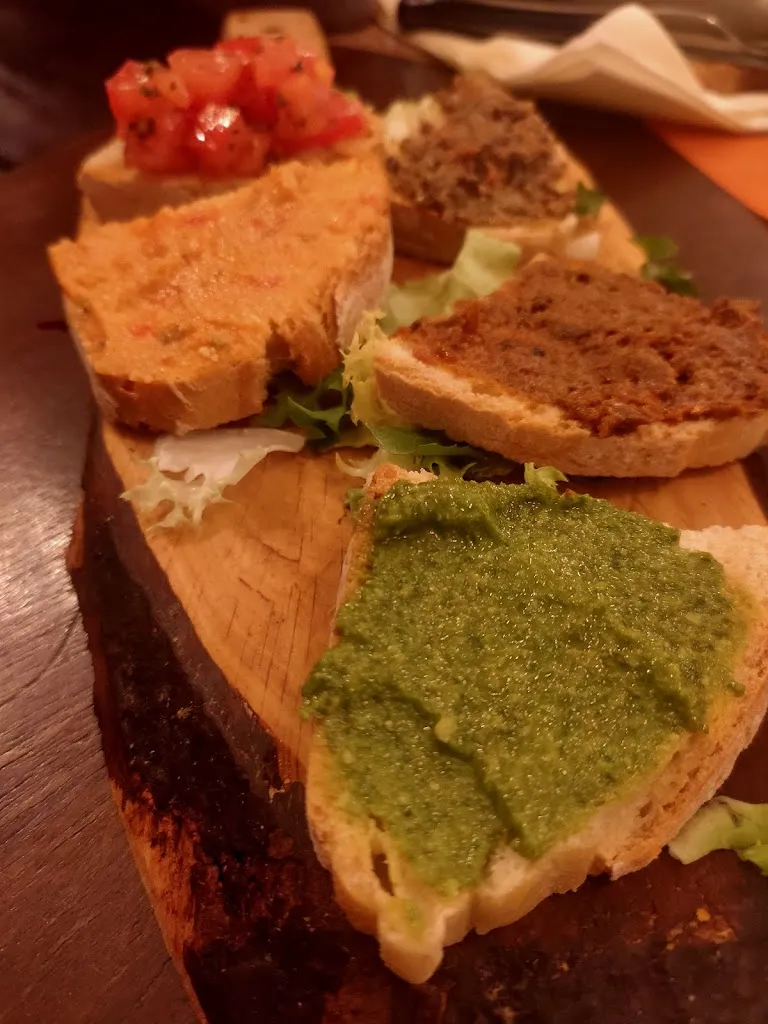 Davide Ginnasio_Il Sombrero Braceria Ristorante Pizzeria_Cenaia_review