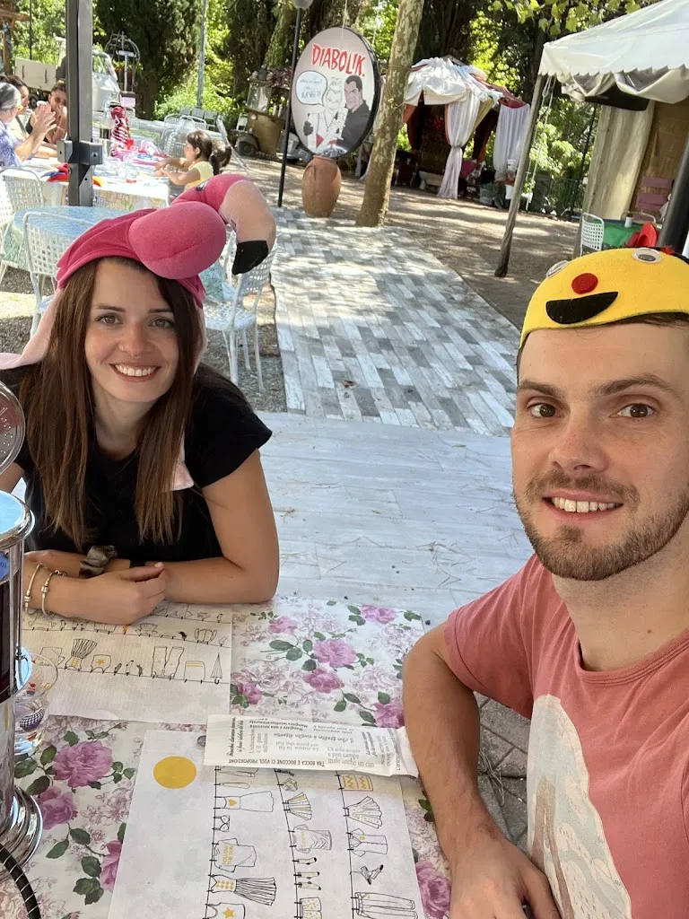 Alexandr Colombari_Ka Voi, Laghi Gioielli_Cenaia_review