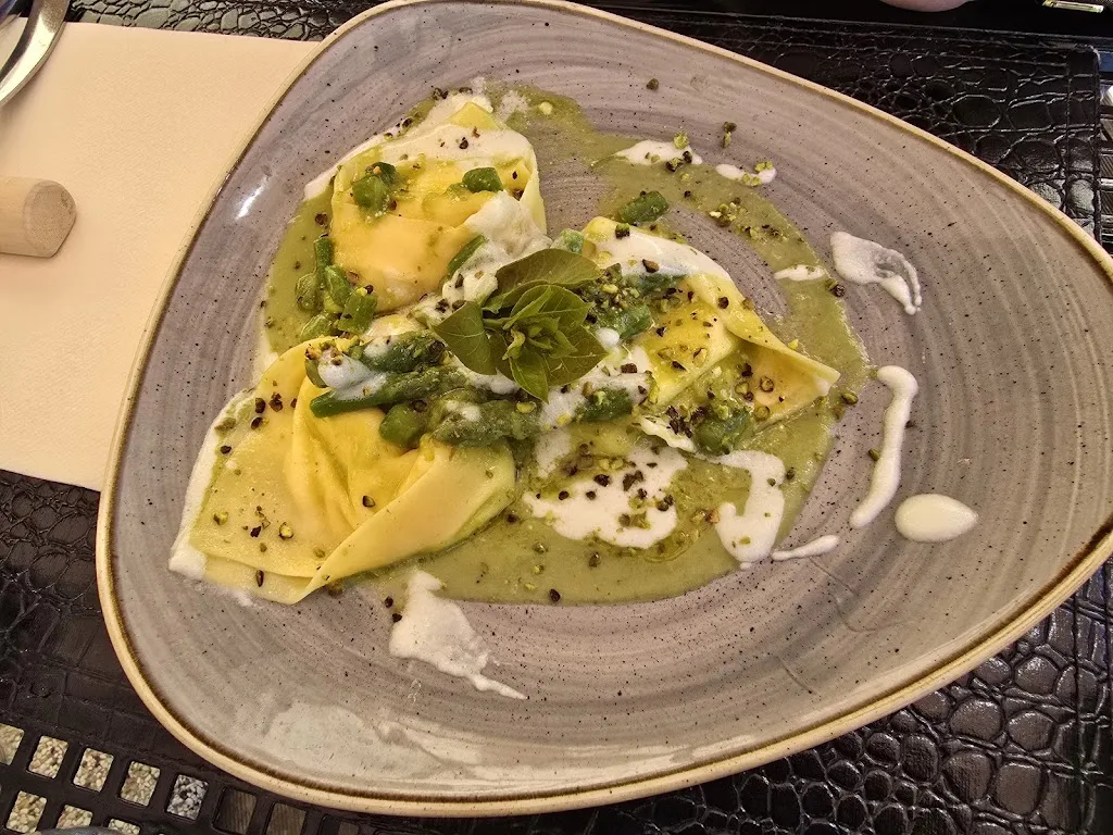 Jakub Poništ_Ristorante L'Antica Fonte_Certaldo_review