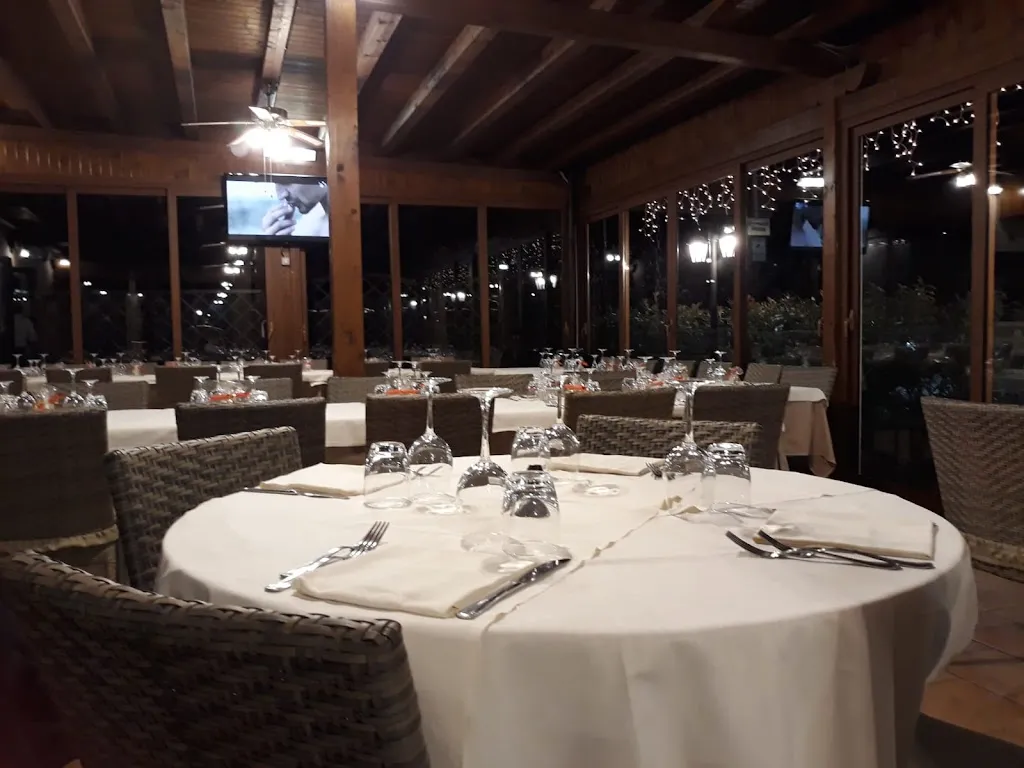 Ristorante Pizzeria Quattro Assi_Cerreto Guidi_slider_image_1