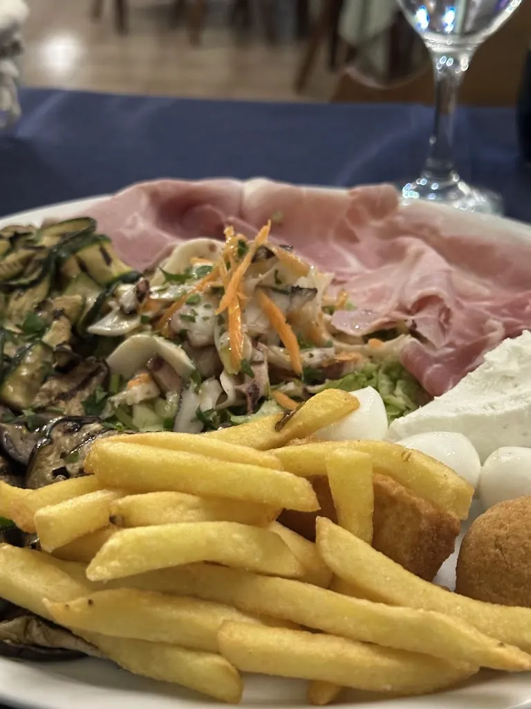 Erica Tierno_Al Solito Posto_Miggiano_review