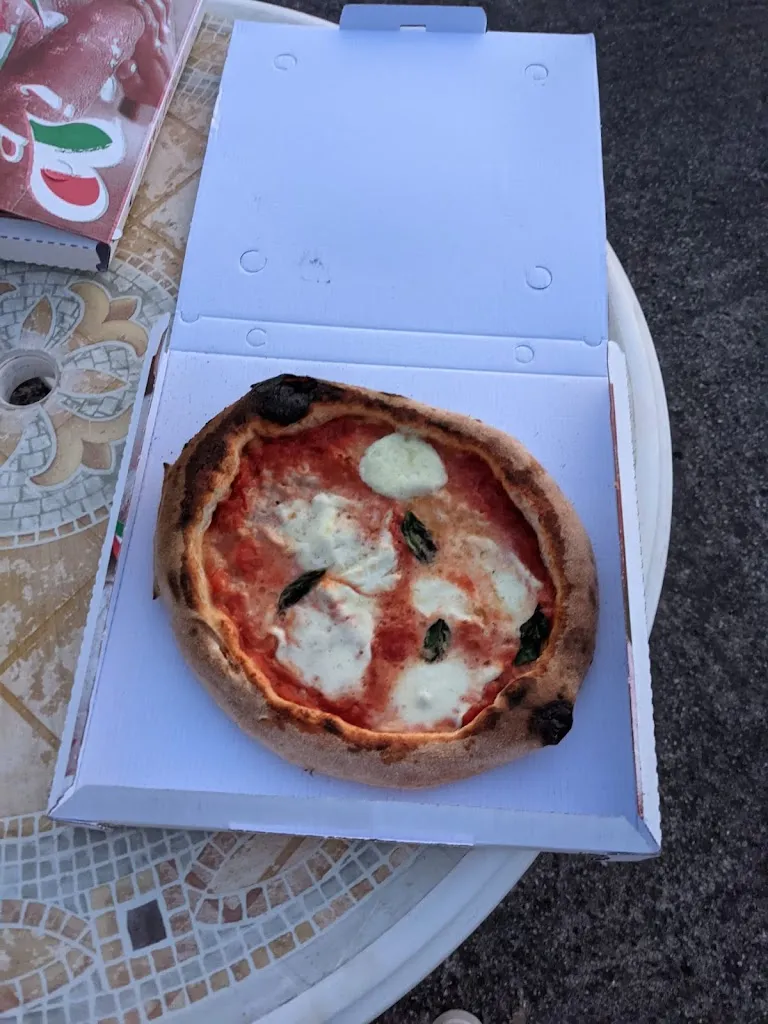 Magnus_Casa d'Africa - Pizzeria Gourmet e Cucina Toscana - Ristorante con Piscina e Giardino_Cerreto Guidi_review