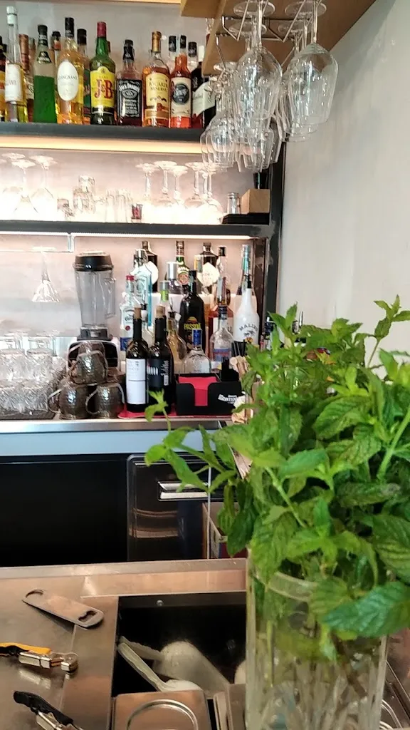 Caffineria Food & Drink_Cerreto Guidi_slider_image_2