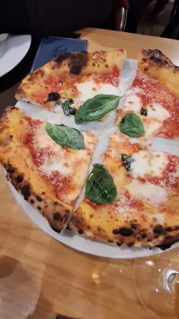 Bottega Dani_Cecina_slider_image_2