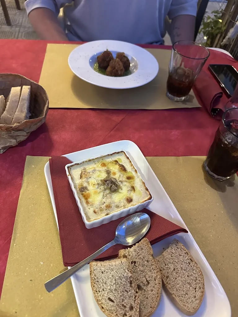 Julien Slz_La Fiaschetteria_Cecina_review