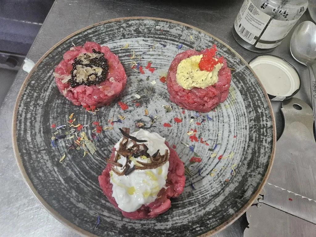 La Fiaschetteria_Cecina_slider_image_2