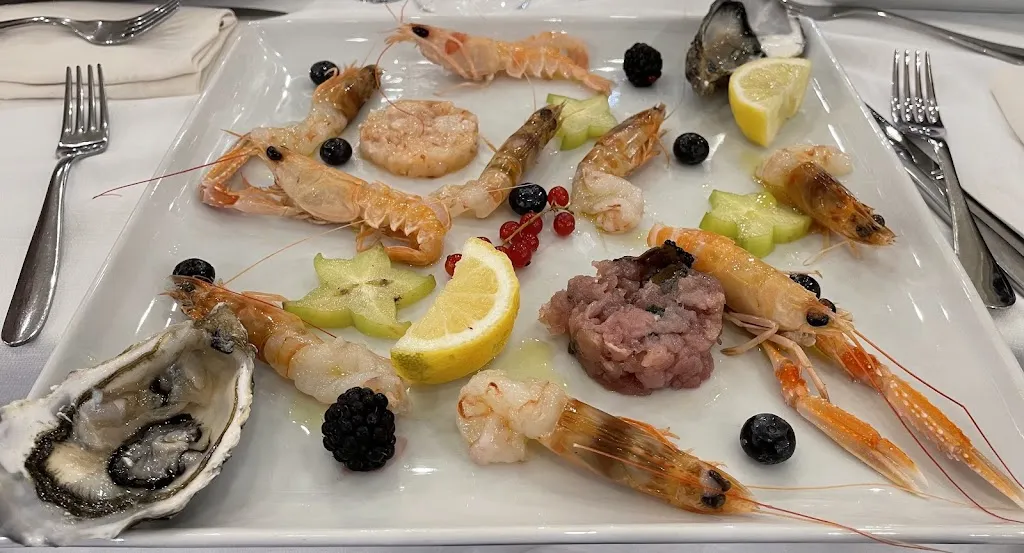 Stella Beach_Cecina_slider_image_2