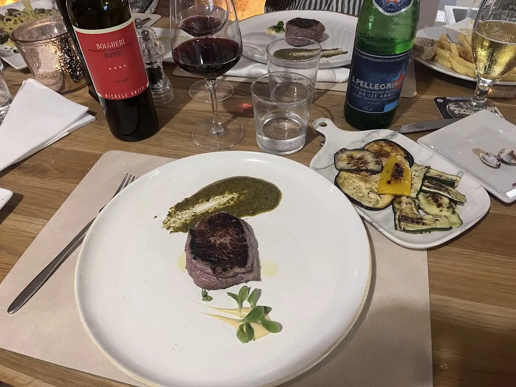Gabriella_FlaminGold - Food & Beverage_Cecina_review