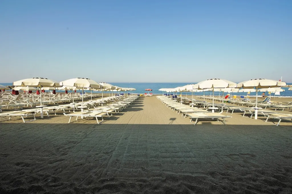 Bagni Sirena Marina di Cecina restaurant in Cecina