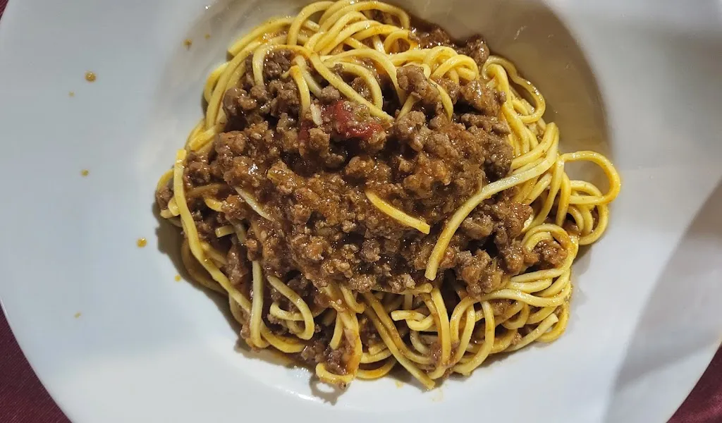 Uldis Upenieks_Ristorante Bar Sport Cecina_Cecina_review