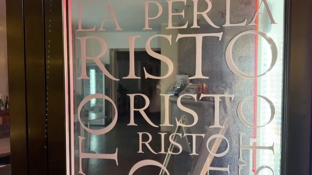 Ristorante La Perla_Cecina_slider_image_2