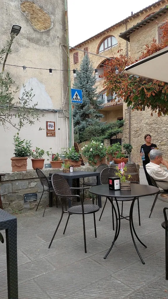 Anna'S Bar restaurant in Chianni