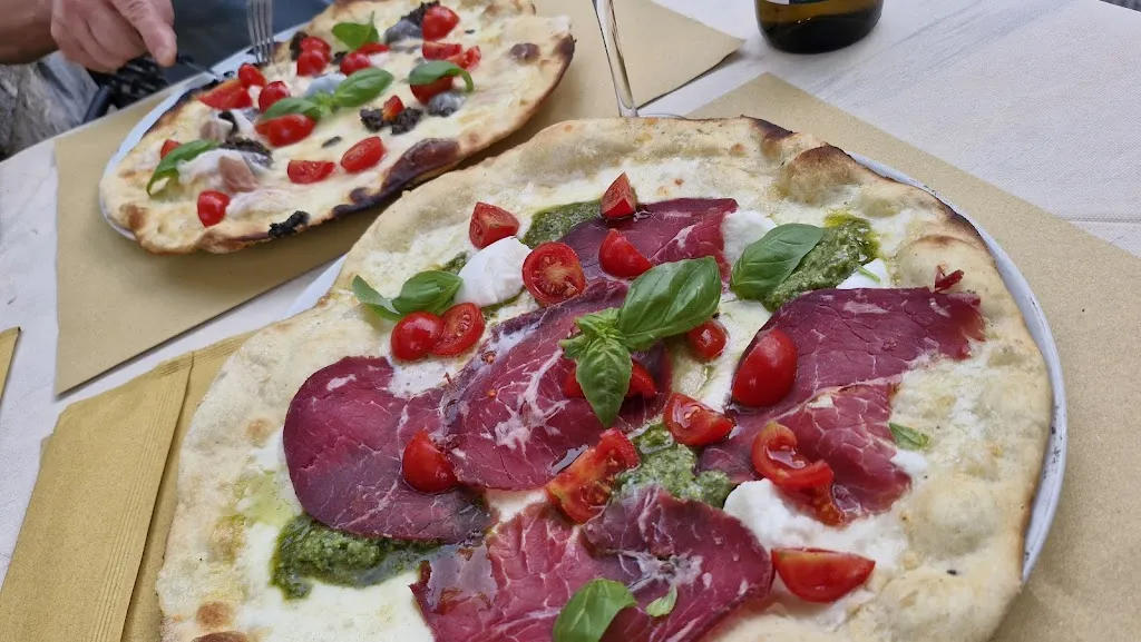 Anna'S Bar_Chianni_slider_image_2