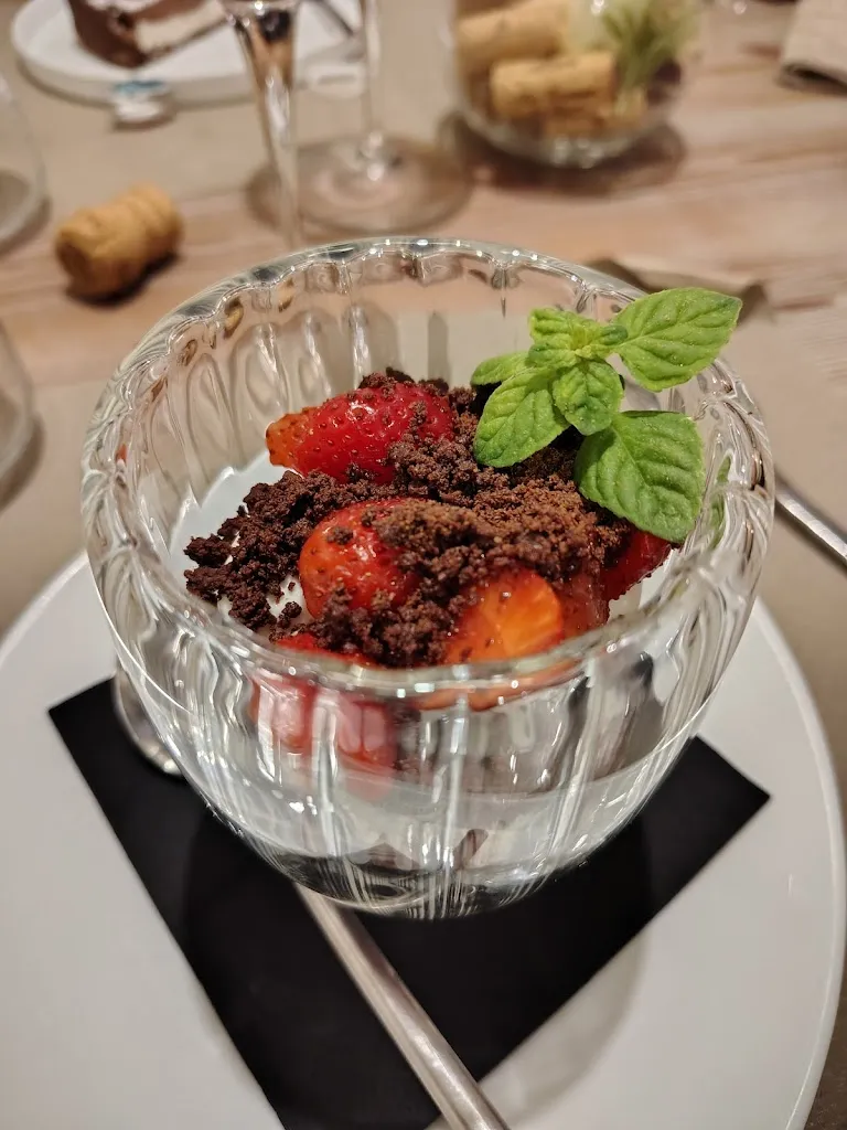 53040 Ristorante pizzeria_Cetona_slider_image_2