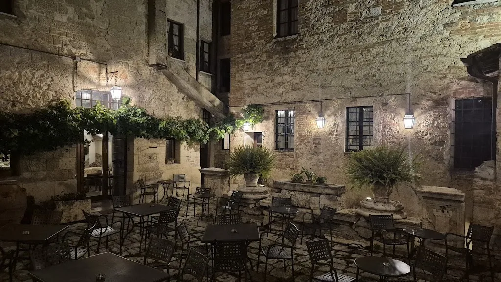 Chiostro Cennini_Cetona_slider_image_3