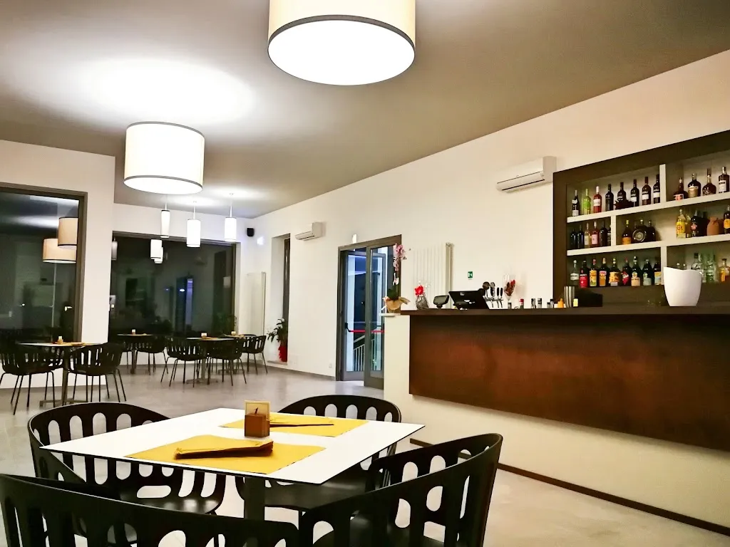 Casanova Pub, Birreria, Pizzeria restaurant in Minervino di Lecce