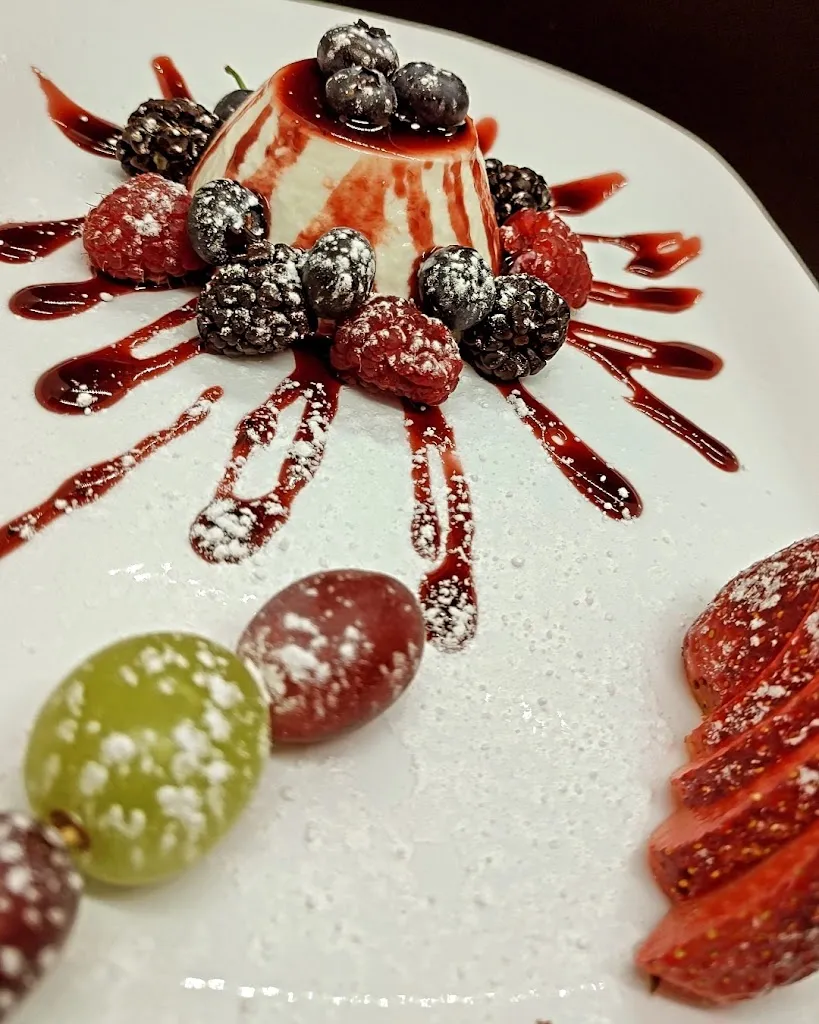 Ristorante Pizzeria WineBar La Cantina di Pinocchio_Chiesino-Collodi_slider_image_2