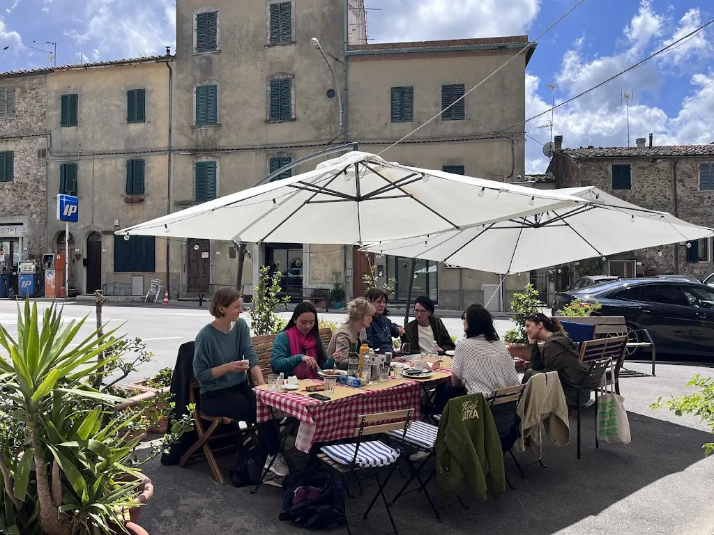 Eva Gjaltema-theden_Gastronomia_Chiusdino_review