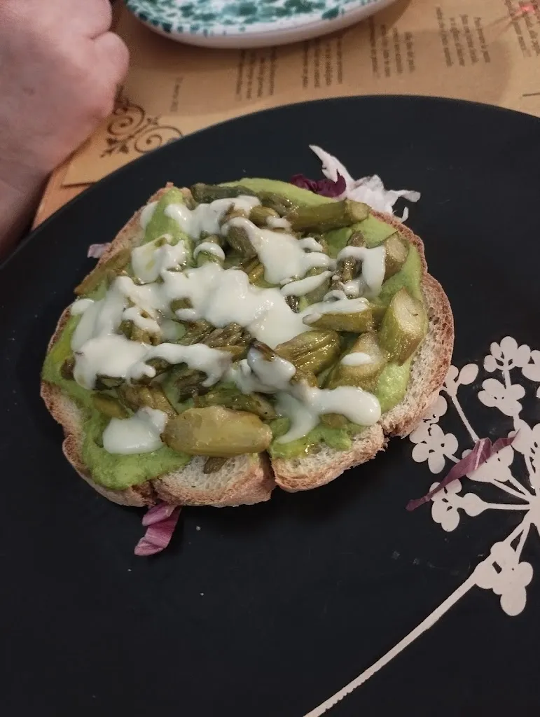 Manon Helledoorn_Il Minestraio_Chiusdino_recensione