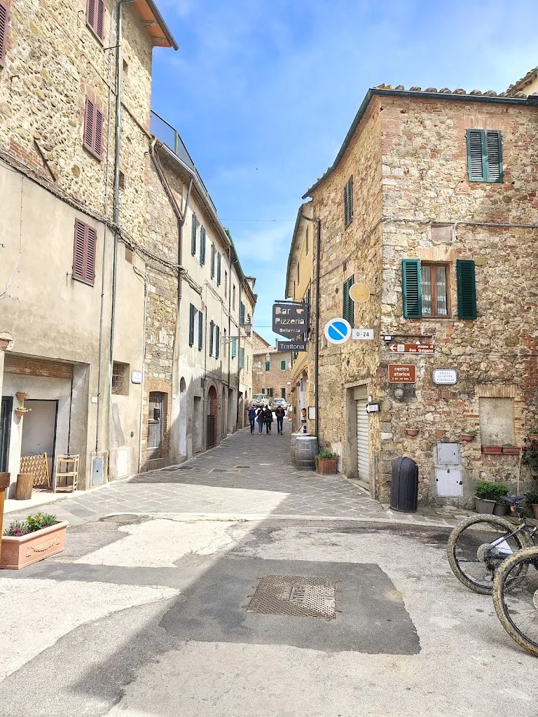 Dr Naseer K A_Bar Pizzeria Trattoria Bellavista_Chiusdino_review