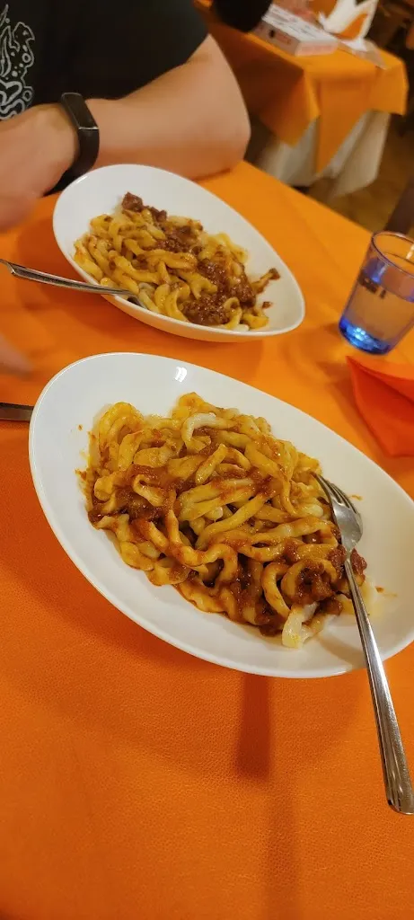 Metanat H.Sadat_Pizzeria Ciritorno_Chianciano Terme_review