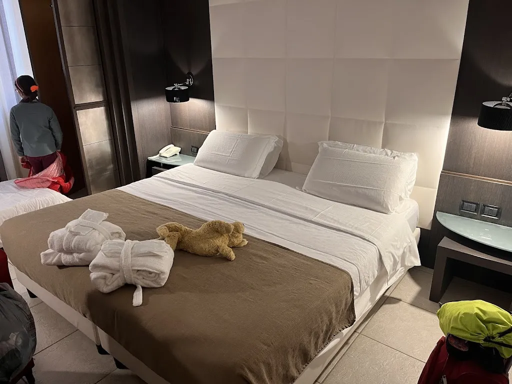 Douglas Held_Grand Hotel Admiral Palace_Chianciano Terme_review