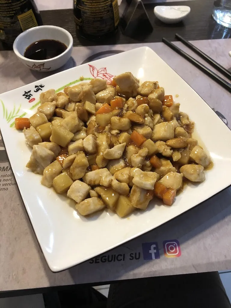 Lucy Mirando_Ristorante Cinese Giapponese Hasu_Chianciano Terme_review