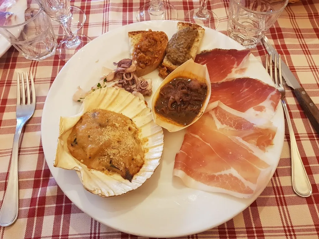 RISTORANTE LA PIAZZETTA_Chiesina Uzzanese_slider_image_3