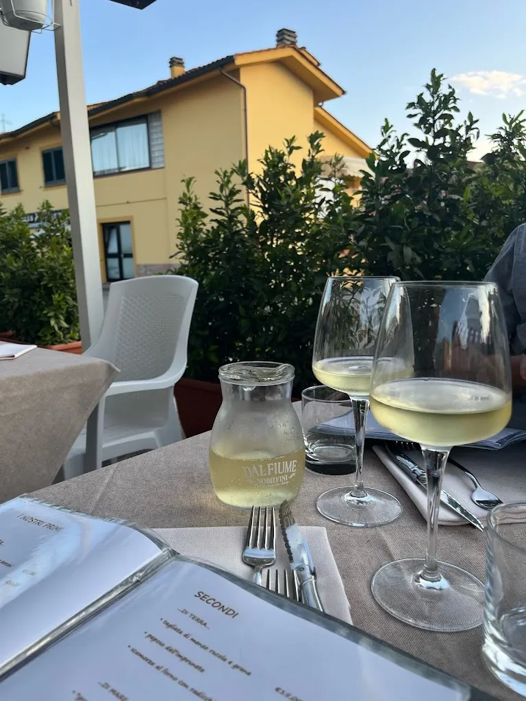 Ristorante Il Cavallino a Chiesina Uzzanese restaurant in Chiesina Uzzanese