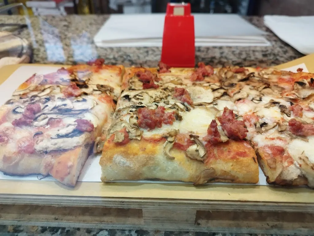 Pizzeria LASPIZZA pizza al taglio e da asporto_Chiesina Uzzanese_slider_image_2