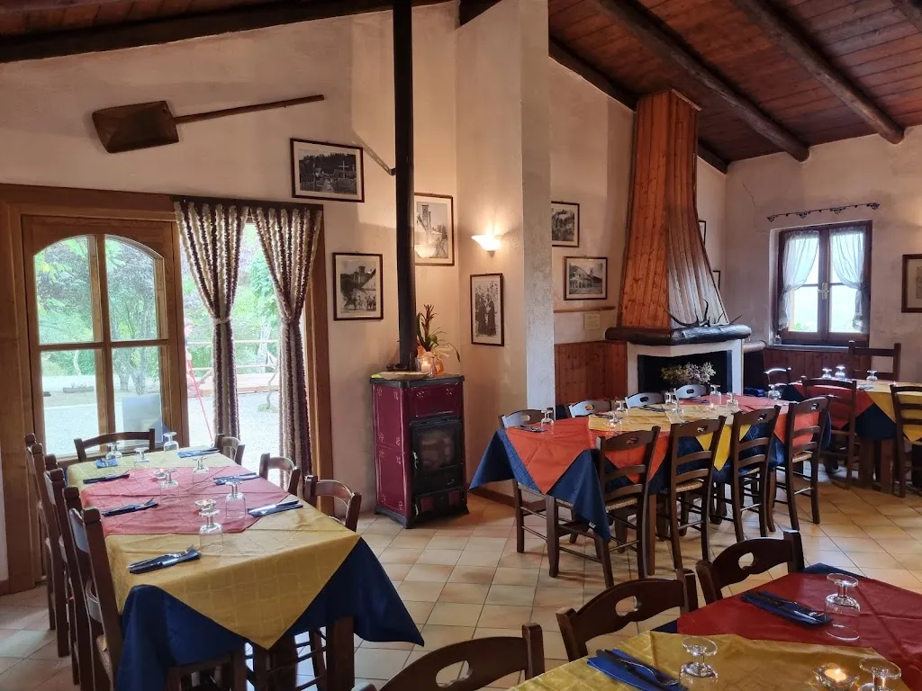 Podere Il Sassone restaurant in Chiusi della Verna